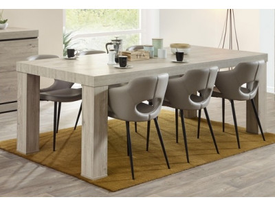 Table Belluno claire 399,00 €